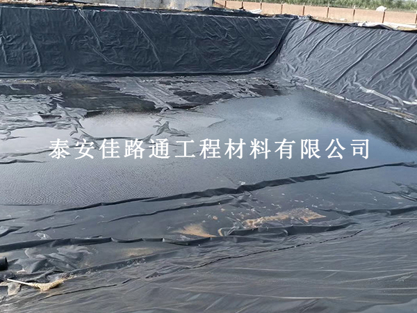 延長水產養殖防滲膜使用壽命的策略解析