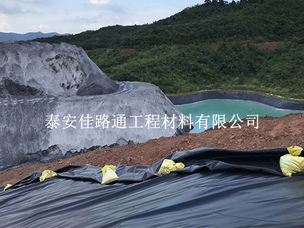 養殖防滲膜延伸率咋變？這5大因素說了算！